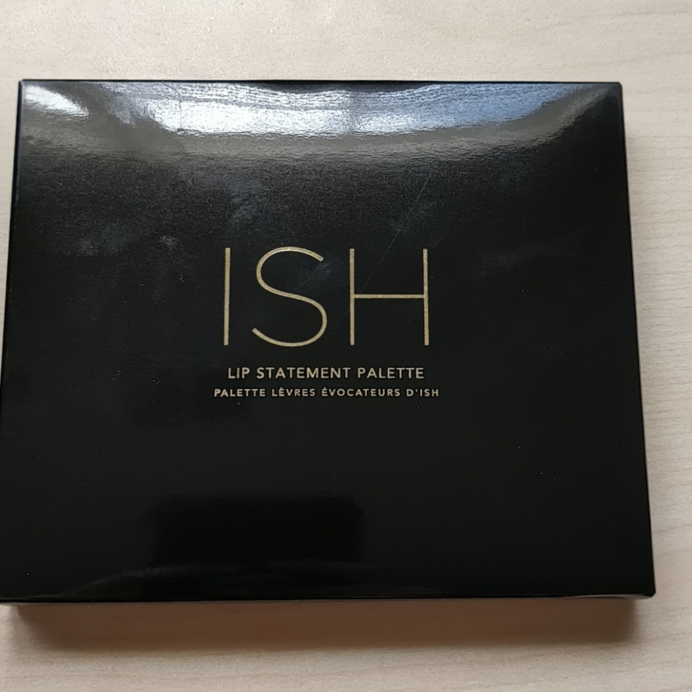 ISH Lip Statement Pallet